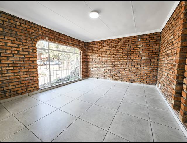 3 BEDROOM HOUSE FOR SALE IN VAALPARK